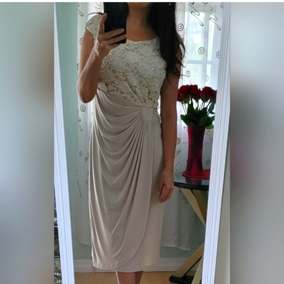 Connect apparel Midi Dress ❤️ - Picture 9 of 9